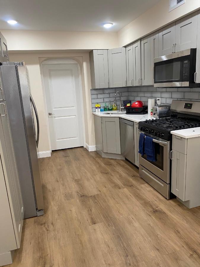 Private Room In South Philly Near Arenas! Philadelphia Exterior photo
