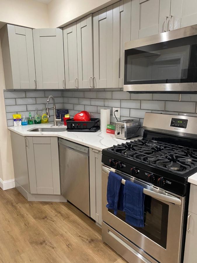 Private Room In South Philly Near Arenas! Philadelphia Exterior photo